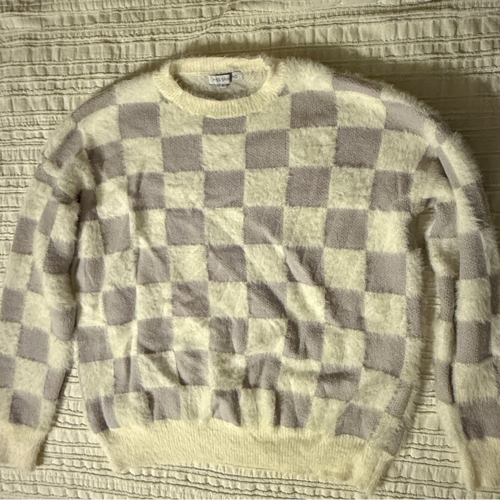 Elegant Cream and lavender Checkered Women's Sweater